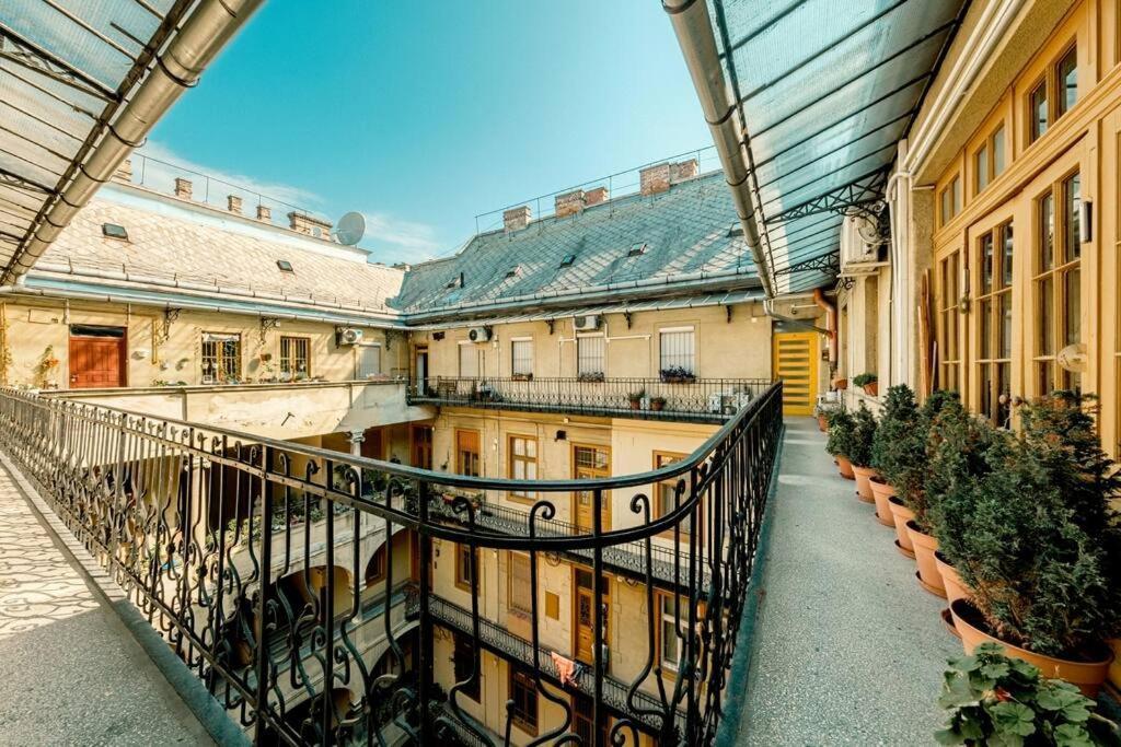 Astoria Apartment Budapest Exterior photo